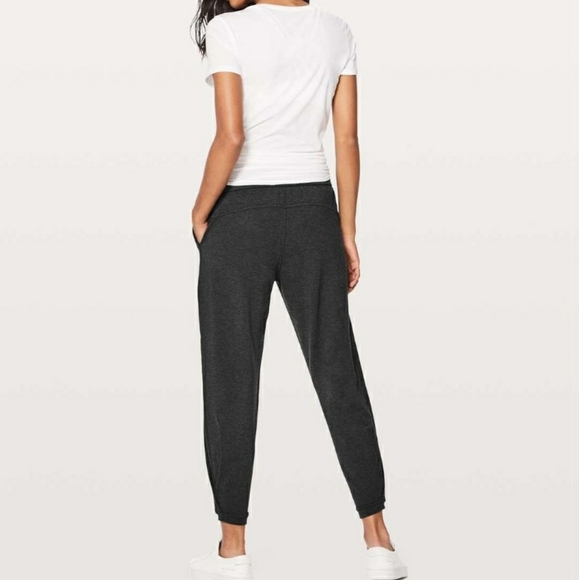 Lululemon Twisted and Tucked Pant - Picture 3 of 10